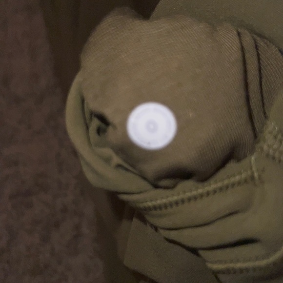 Lululemon Align leggings 28” - Picture 3 of 3